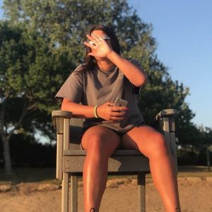Meet your Posher, Adriana